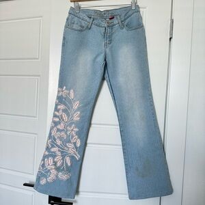 Junior denim pants | women’s straight leg | medium rise flare leg jeans